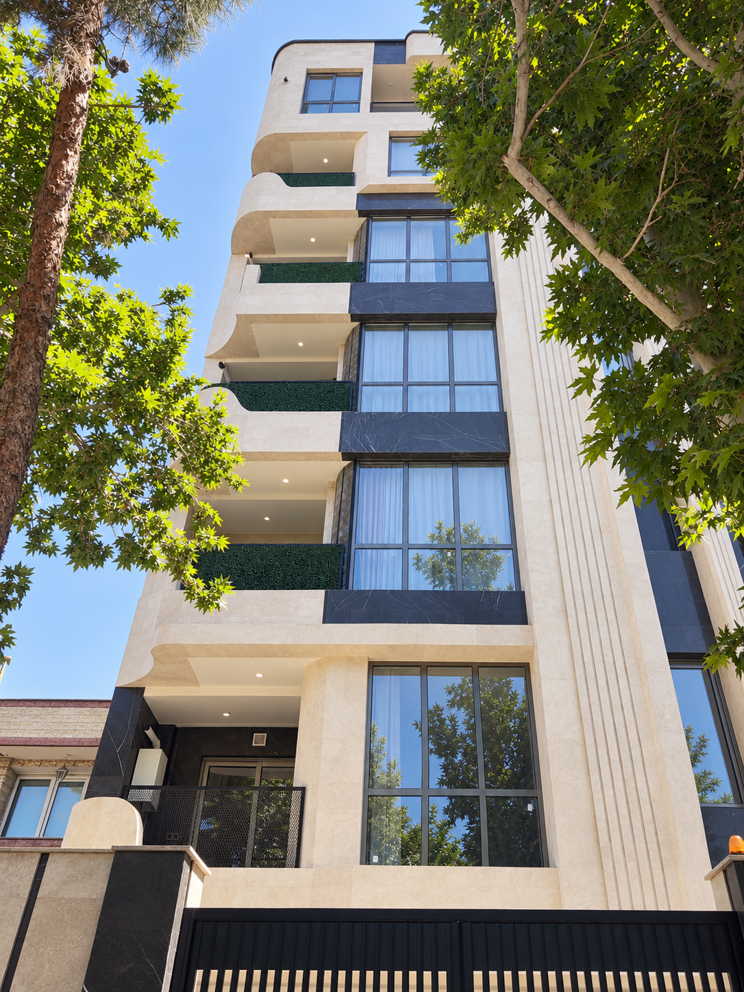 Exterior appearance. Selected documented stage from this project; the photograph does not define the full supervision and coordination scope.